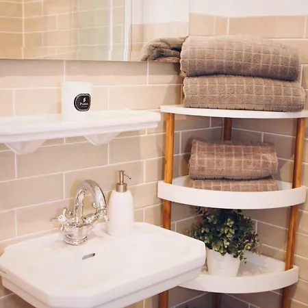 بيت ضيافة Einzigartige Jugendstil-villa Im Herzen Von 3*