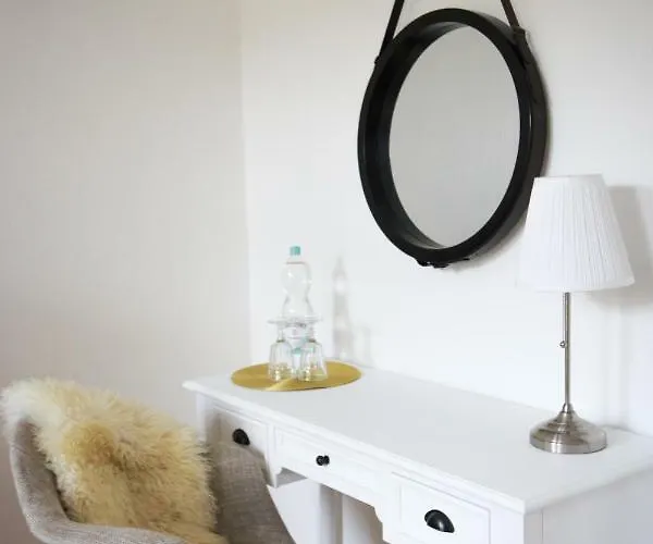 Einzigartige Jugendstil-villa Im Herzen Von Gasthof 3*